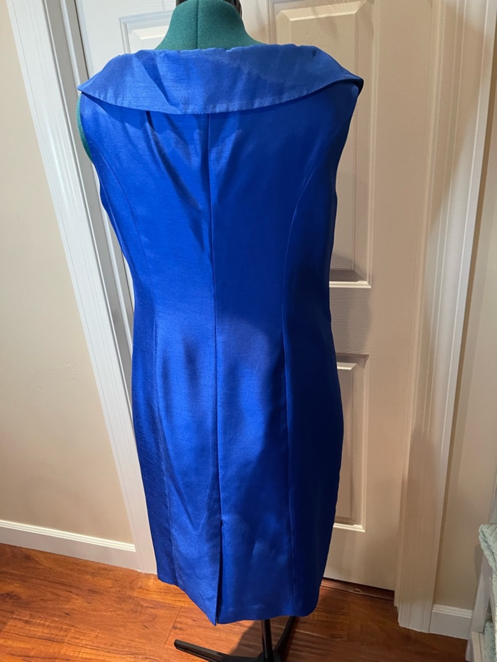 Evan Picone Royal Blue V-Neck Sheath Dress 16 - Picture 8 of 15